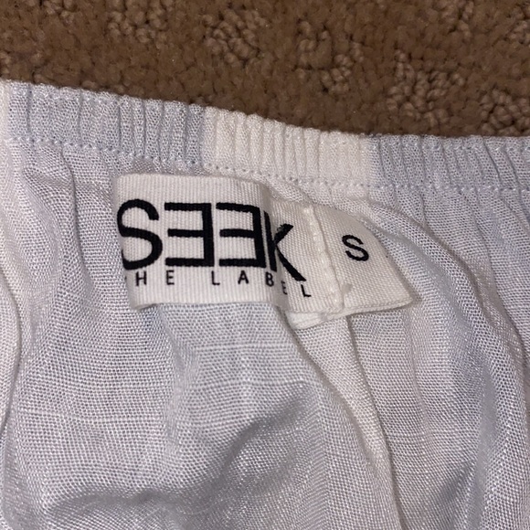 Lf blue and white stripped romper size small - Picture 3 of 4